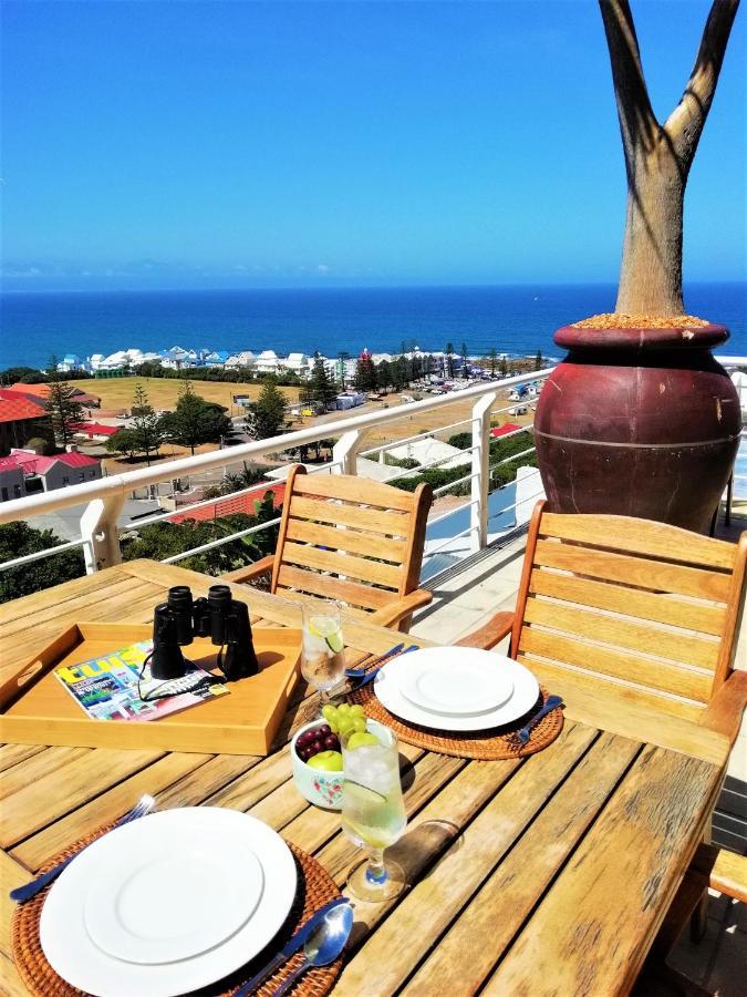 4 On Montagu Accommodation Mossel Bay Esterno foto