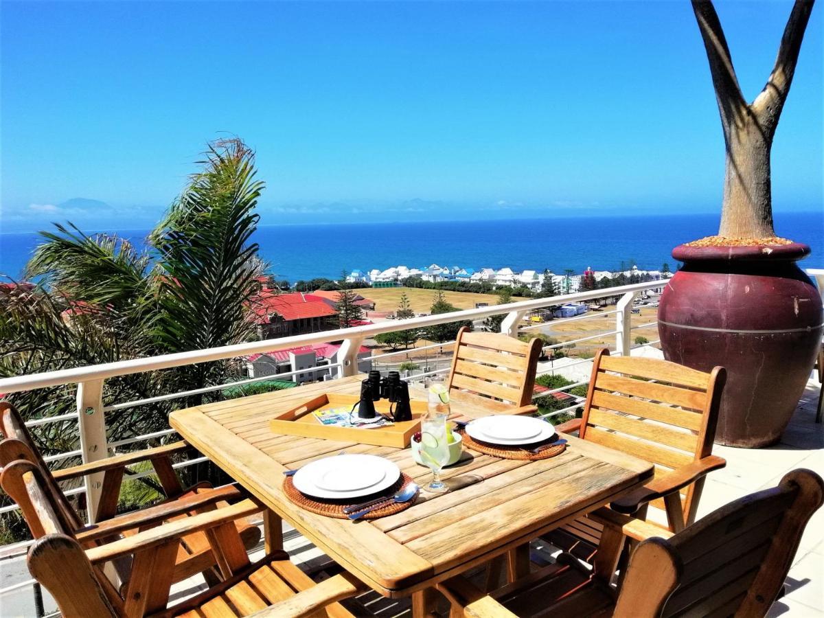 4 On Montagu Accommodation Mossel Bay Esterno foto